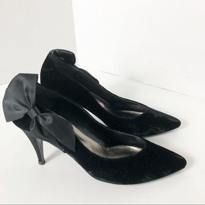 Diane Von Furstenburg Black Dress Shoe